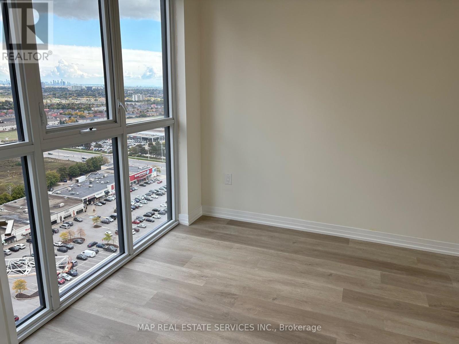 2110 - 15 Watergarden Drive, Mississauga, Ontario  L5R 1B2 - Photo 10 - W12458969