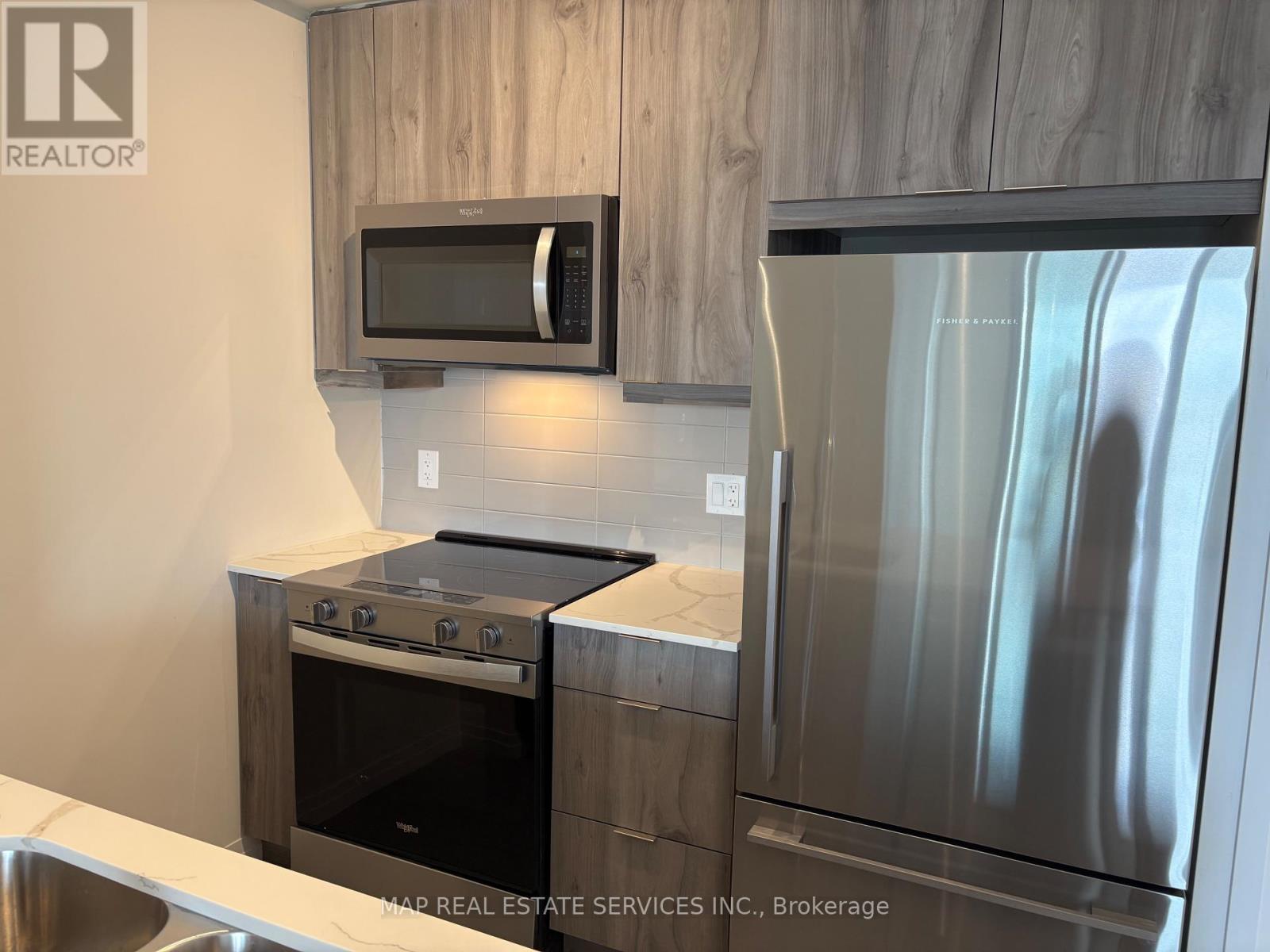 2110 - 15 Watergarden Drive, Mississauga, Ontario  L5R 1B2 - Photo 6 - W12458969