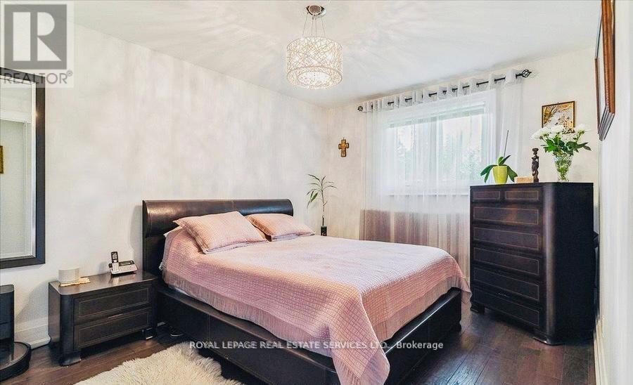 1344 Everall Road, Mississauga, Ontario  L5J 3L5 - Photo 17 - W12458981