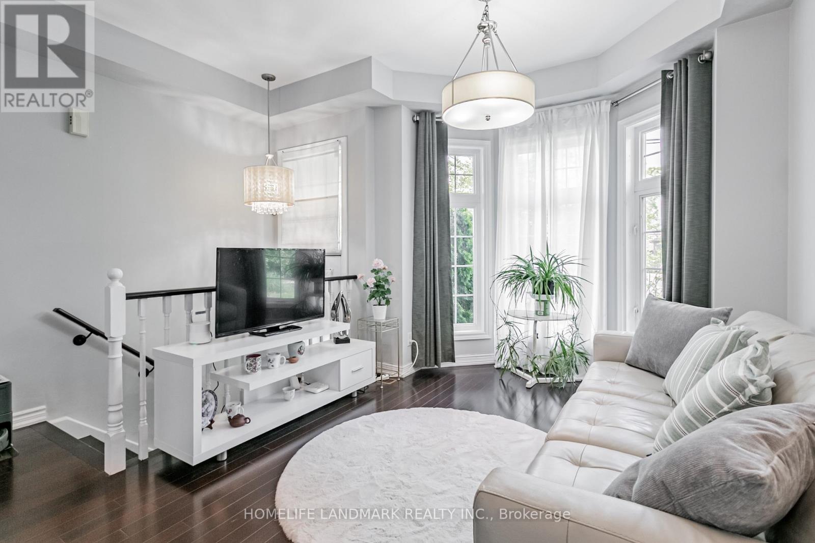 523b Royal York Road, Toronto, Ontario  M8Y 2S5 - Photo 9 - W12458982