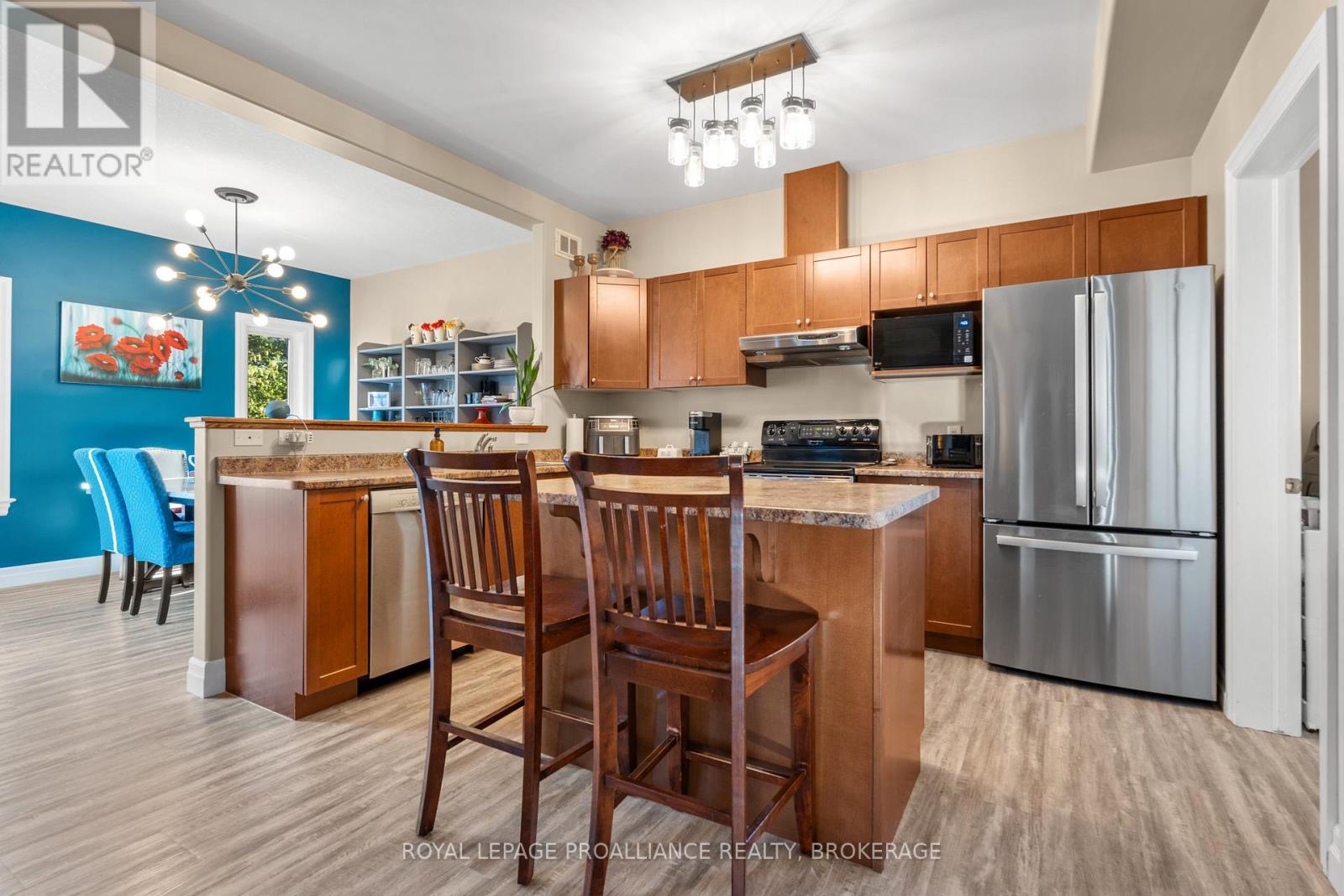 163 Kildare Avenue, Loyalist, Ontario  K7N 0A1 - Photo 13 - X12458997