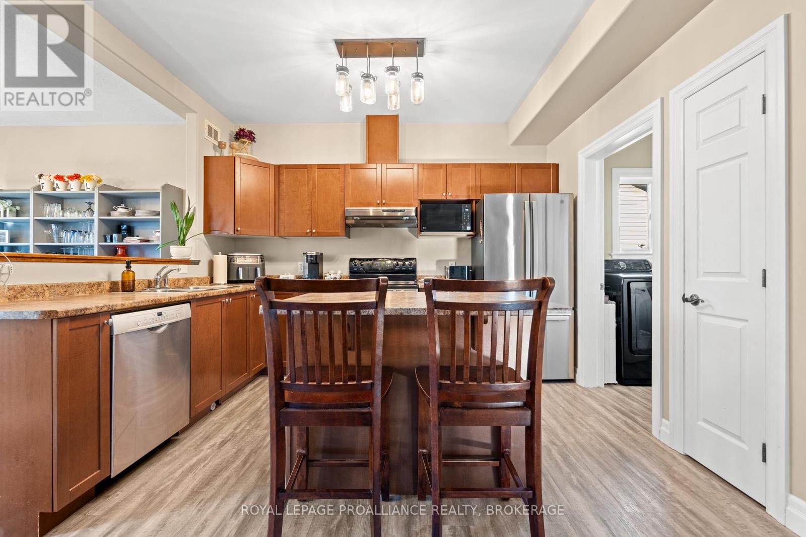 163 Kildare Avenue, Loyalist, Ontario  K7N 0A1 - Photo 14 - X12458997