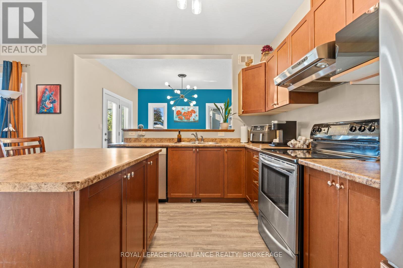 163 Kildare Avenue, Loyalist, Ontario  K7N 0A1 - Photo 16 - X12458997