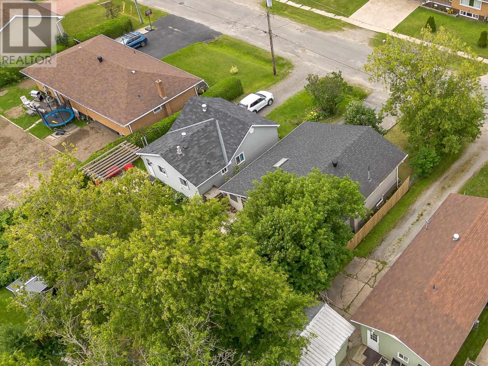 22 Lloyd St, Sault Ste. Marie, Ontario  P6C 3X8 - Photo 40 - SM252301