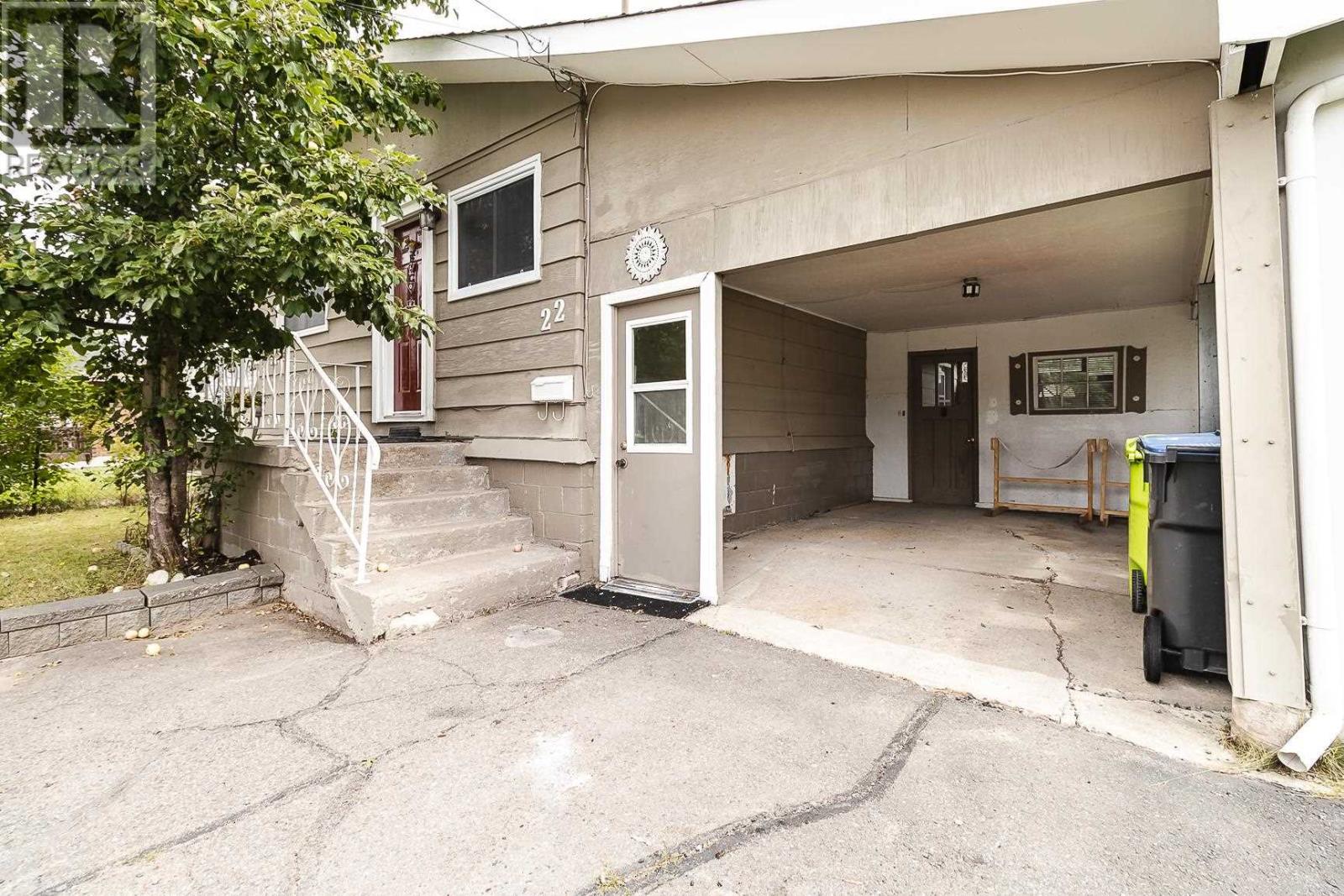 22 Lloyd St, Sault Ste. Marie, Ontario  P6C 3X8 - Photo 5 - SM252301