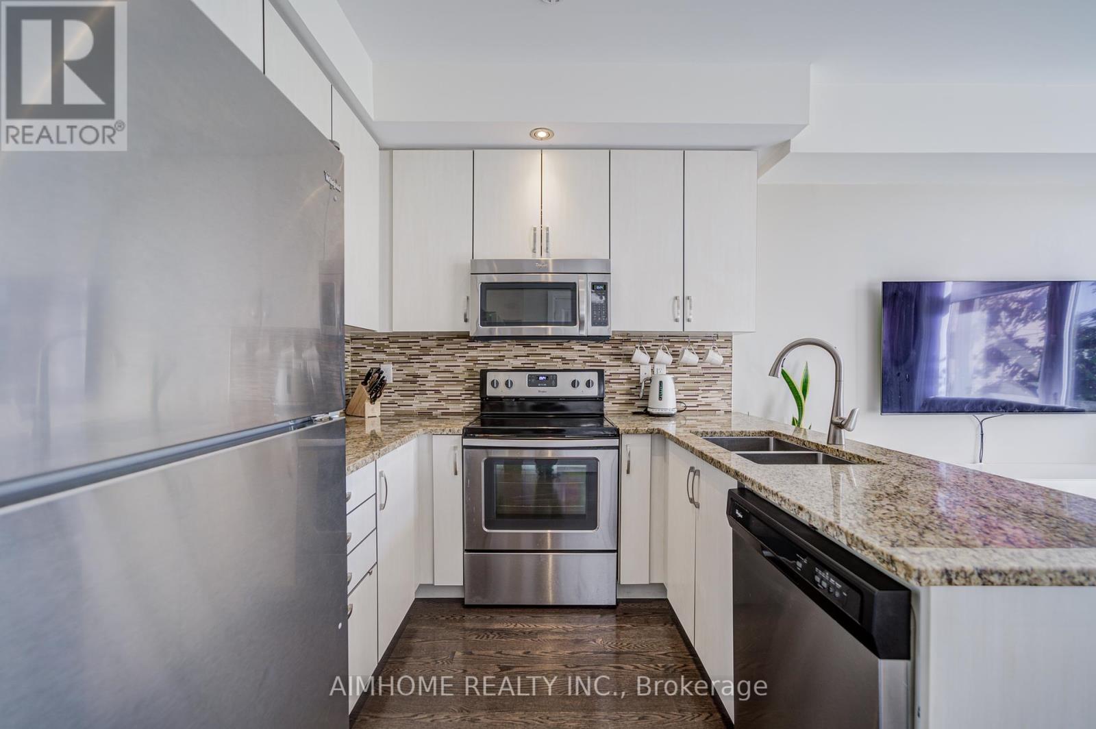 6 - 11 Eldora Avenue, Toronto, Ontario  M2M 1R3 - Photo 11 - C12458994