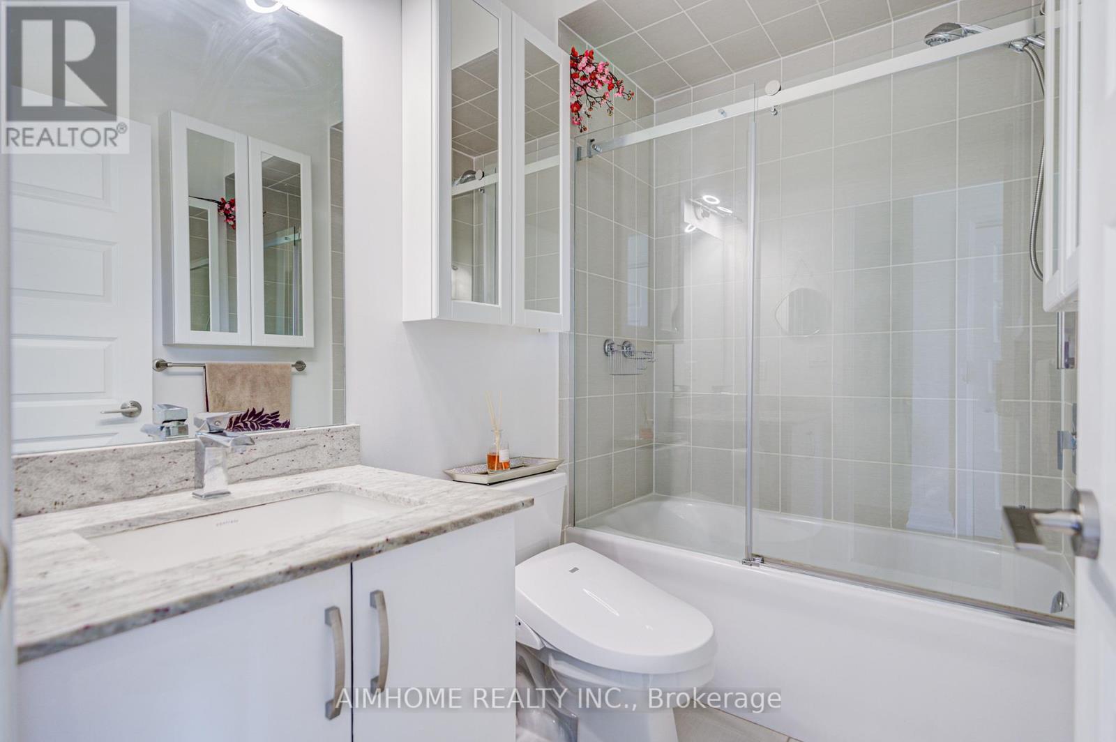 6 - 11 Eldora Avenue, Toronto, Ontario  M2M 1R3 - Photo 32 - C12458994