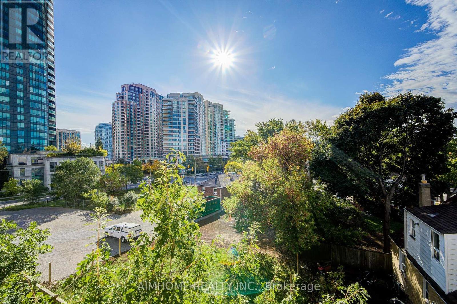 6 - 11 Eldora Avenue, Toronto, Ontario  M2M 1R3 - Photo 35 - C12458994