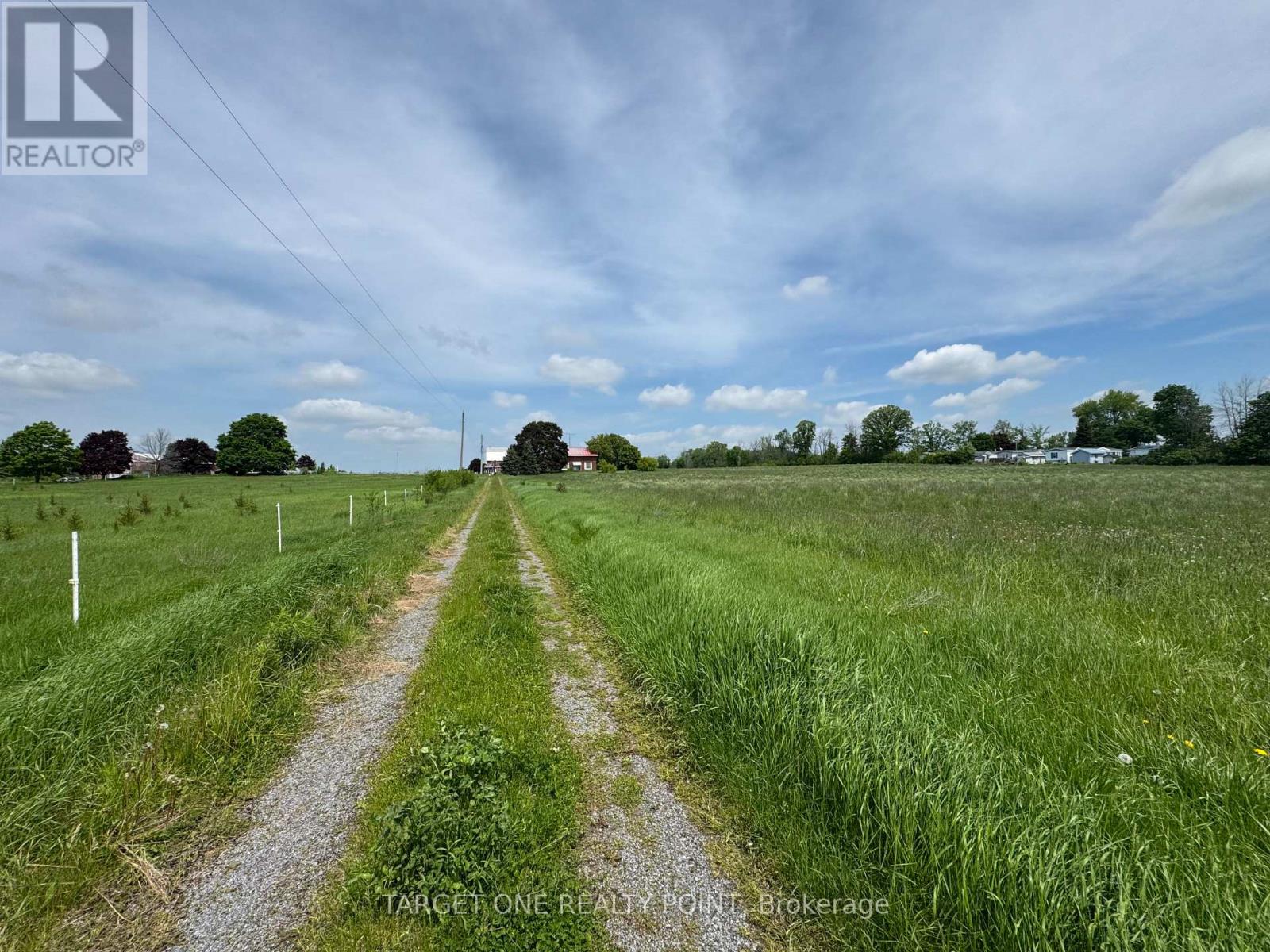 107 Drive In Road, Greater Napanee, Ontario  K7R 3L1 - Photo 2 - X12458993