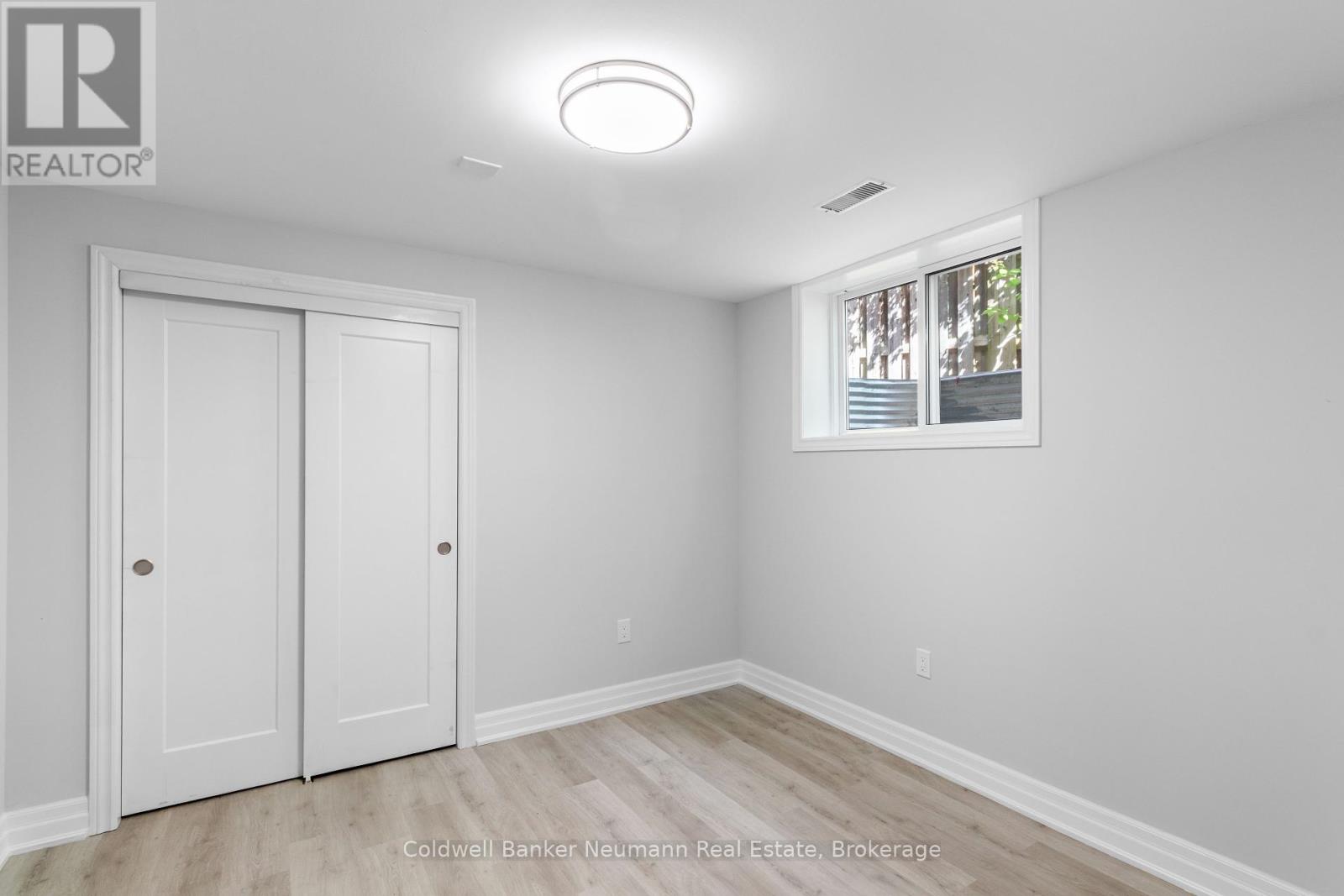 B - 45 Hayward Crescent, Guelph, Ontario  N1G 5A4 - Photo 12 - X12459009