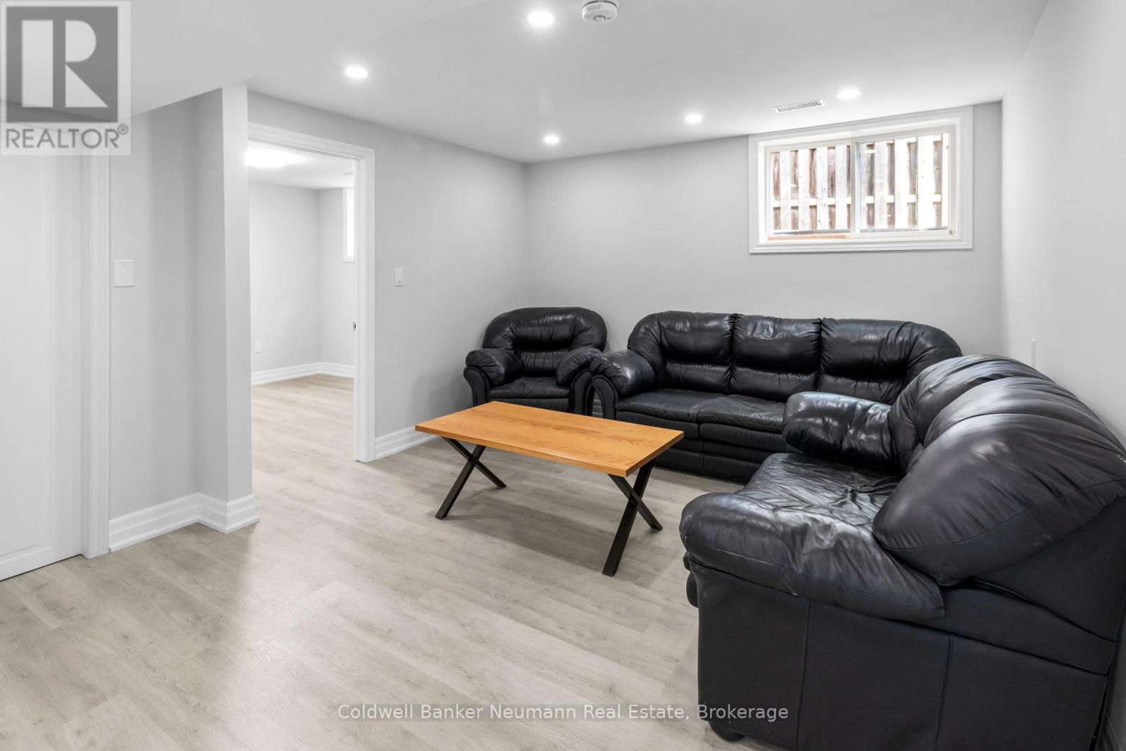 B - 45 Hayward Crescent, Guelph, Ontario  N1G 5A4 - Photo 14 - X12459009