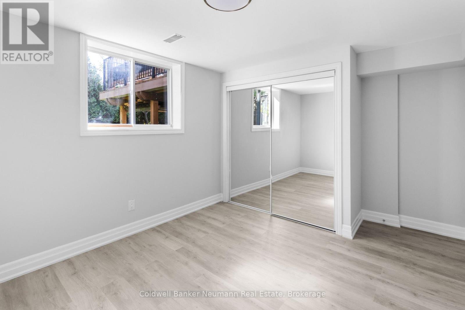 B - 45 Hayward Crescent, Guelph, Ontario  N1G 5A4 - Photo 8 - X12459009