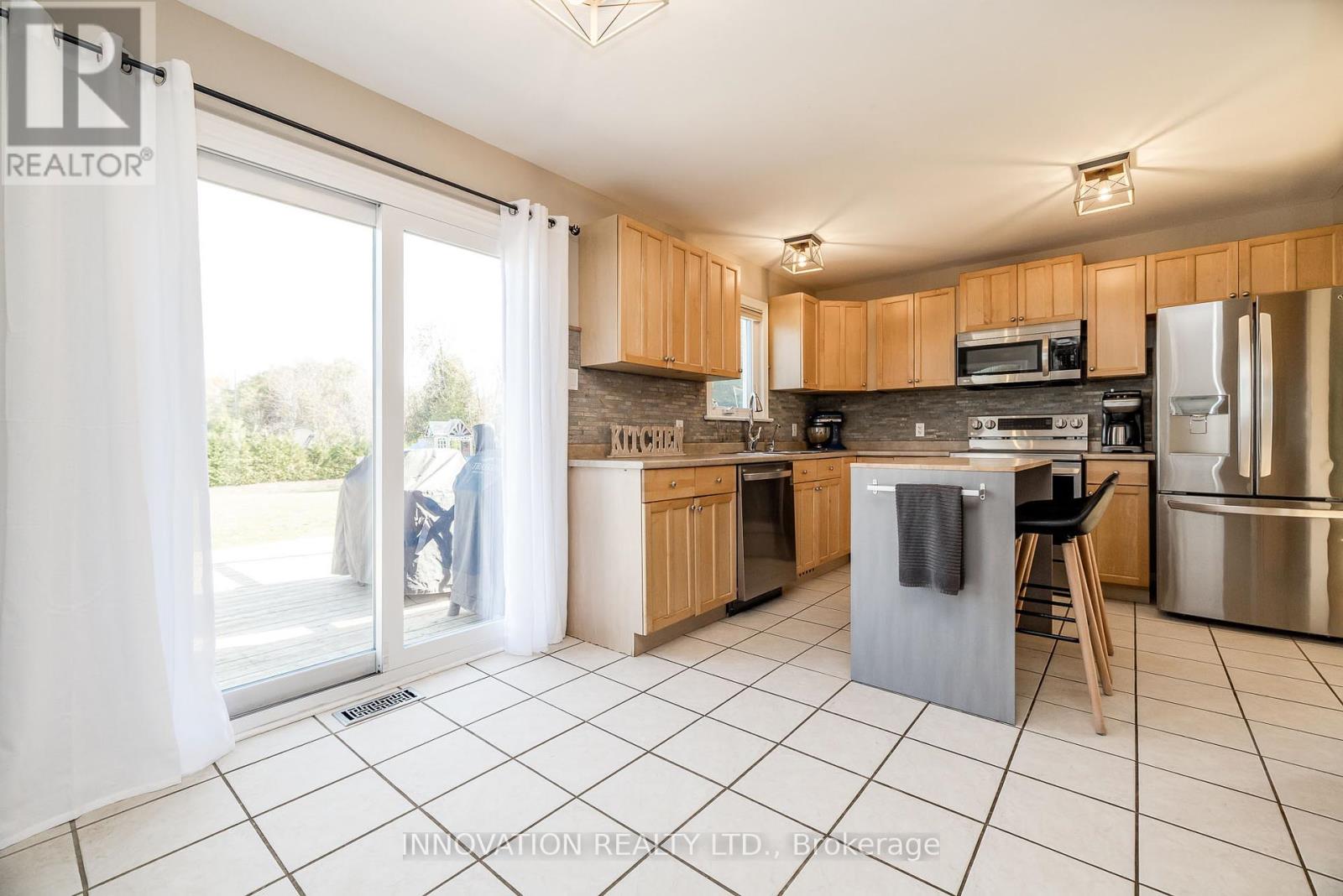 4105 Calbrent Way, Ottawa, Ontario  K0A 2W0 - Photo 15 - X12459002