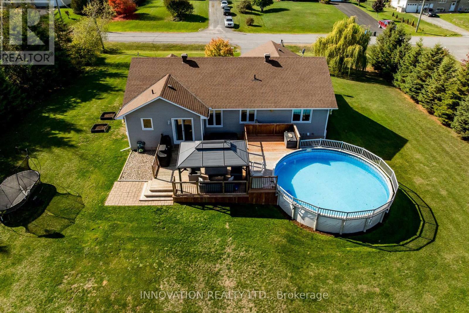 4105 Calbrent Way, Ottawa, Ontario  K0A 2W0 - Photo 43 - X12459002