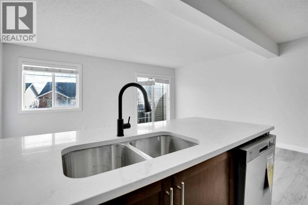 137 Pantego Lane Nw, Calgary, Alberta  T3K 0T1 - Photo 14 - A2262652