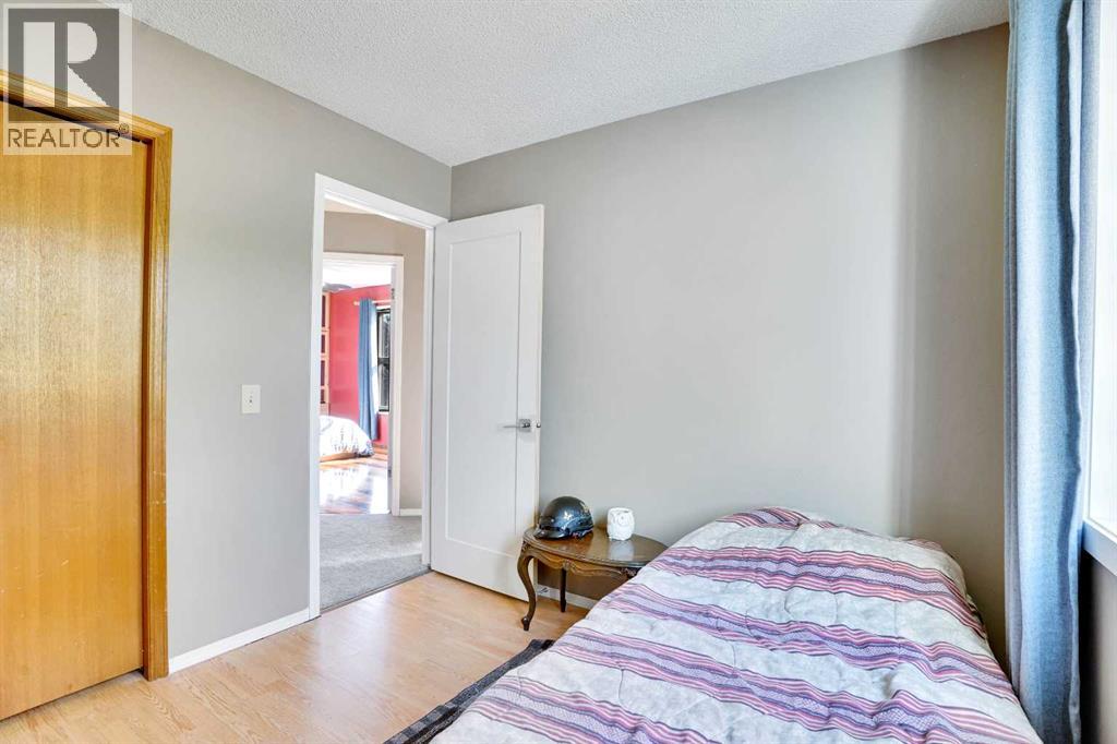 47 Shannon Drive Sw, Calgary, Alberta  T2Y 2A6 - Photo 22 - A2263245