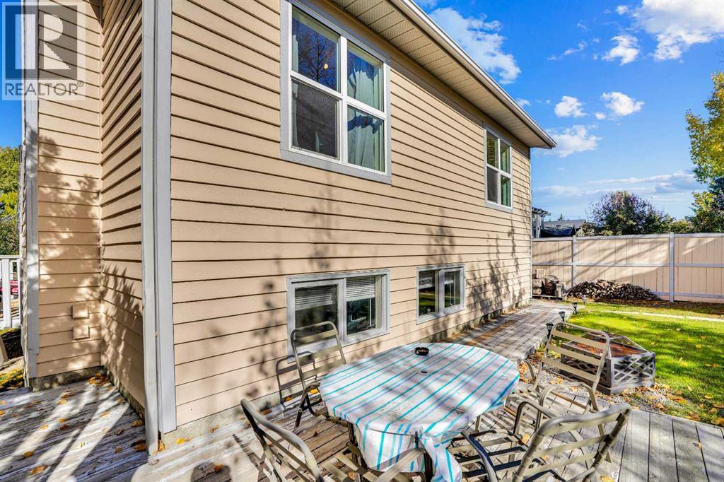 47 Shannon Drive Sw, Calgary, Alberta  T2Y 2A6 - Photo 35 - A2263245