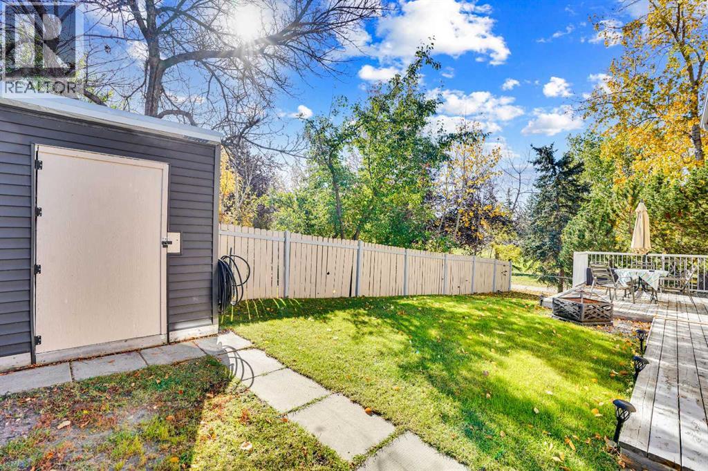 47 Shannon Drive Sw, Calgary, Alberta  T2Y 2A6 - Photo 37 - A2263245