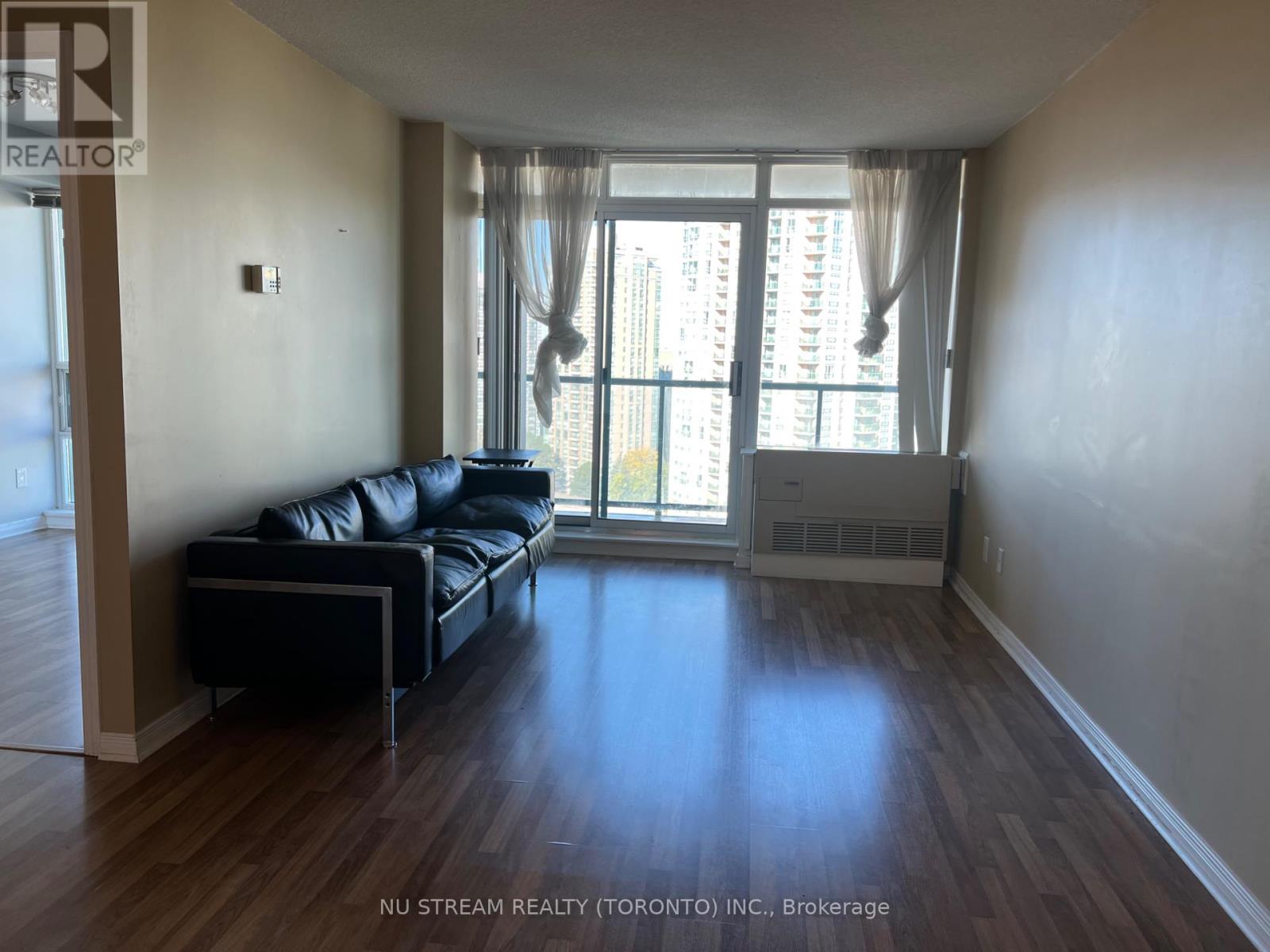 1809 - 5508 Yonge Street, Toronto, Ontario  M2N 7L2 - Photo 4 - C12459003