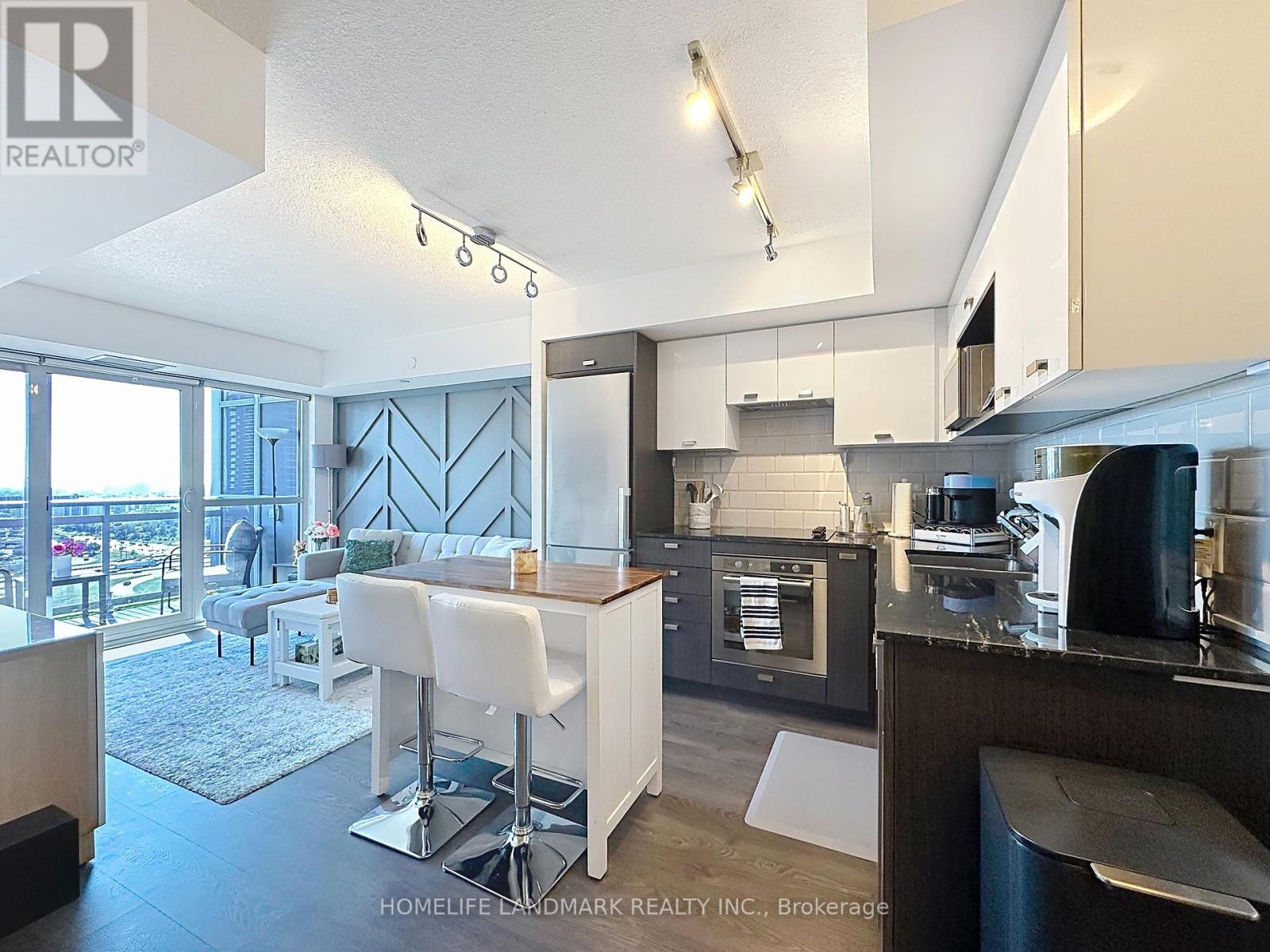 2324 - 275 Village Green Drive, Toronto, Ontario  M1S 0L8 - Photo 7 - E12459005
