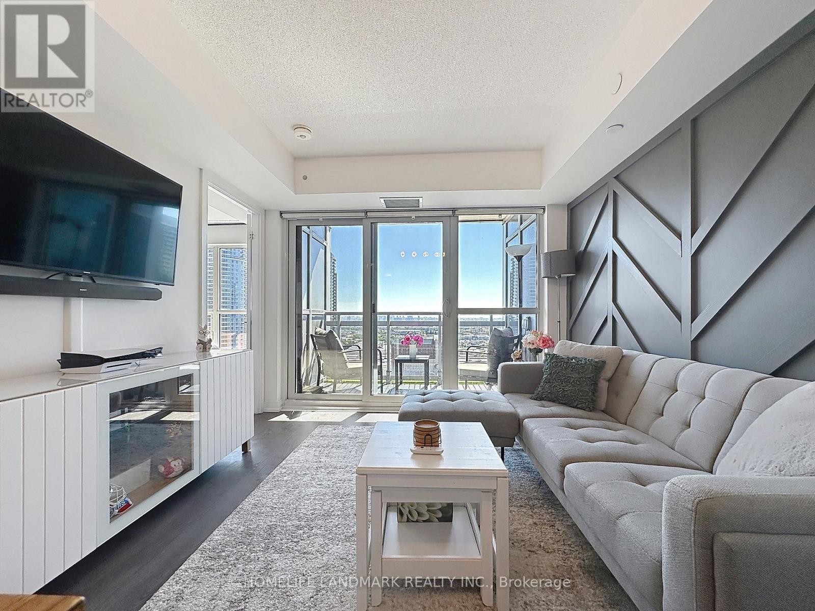 2324 - 275 Village Green Drive, Toronto, Ontario  M1S 0L8 - Photo 9 - E12459005