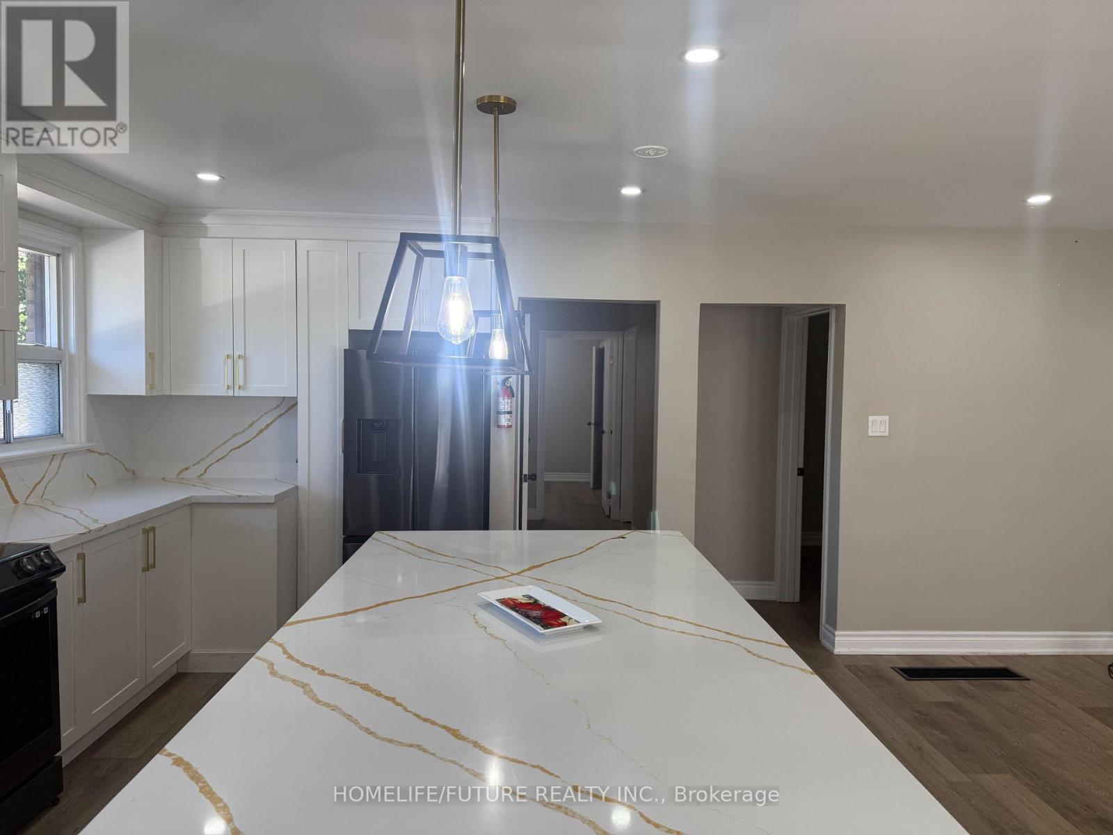 Main - 21 Melchior Drive, Toronto, Ontario  M1E 3W3 - Photo 4 - E12459012