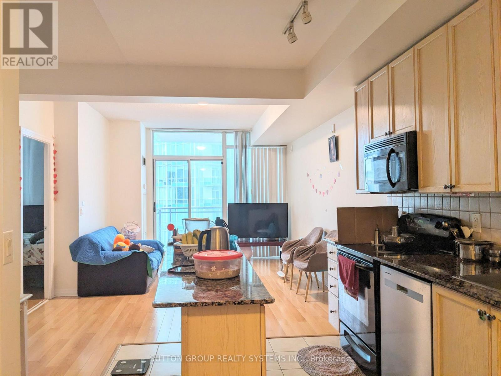 2003 - 225 Webb Drive, Mississauga, Ontario  L5B 4P2 - Photo 6 - W12457462