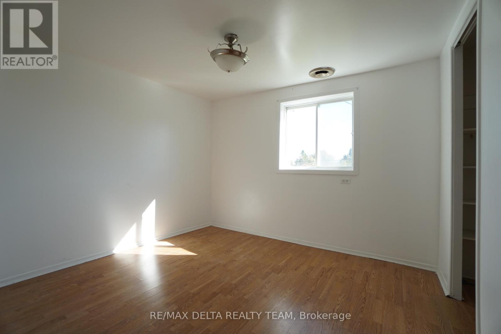 Upper Level - 612 Russell Road, Clarence-Rockland, Ontario  K0A 2A0 - Photo 12 - X12431788