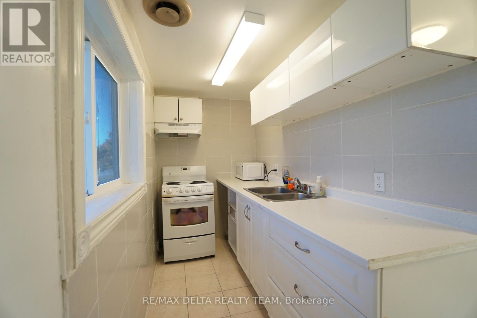 Upper Level - 612 Russell Road, Clarence-Rockland, Ontario  K0A 2A0 - Photo 6 - X12431788