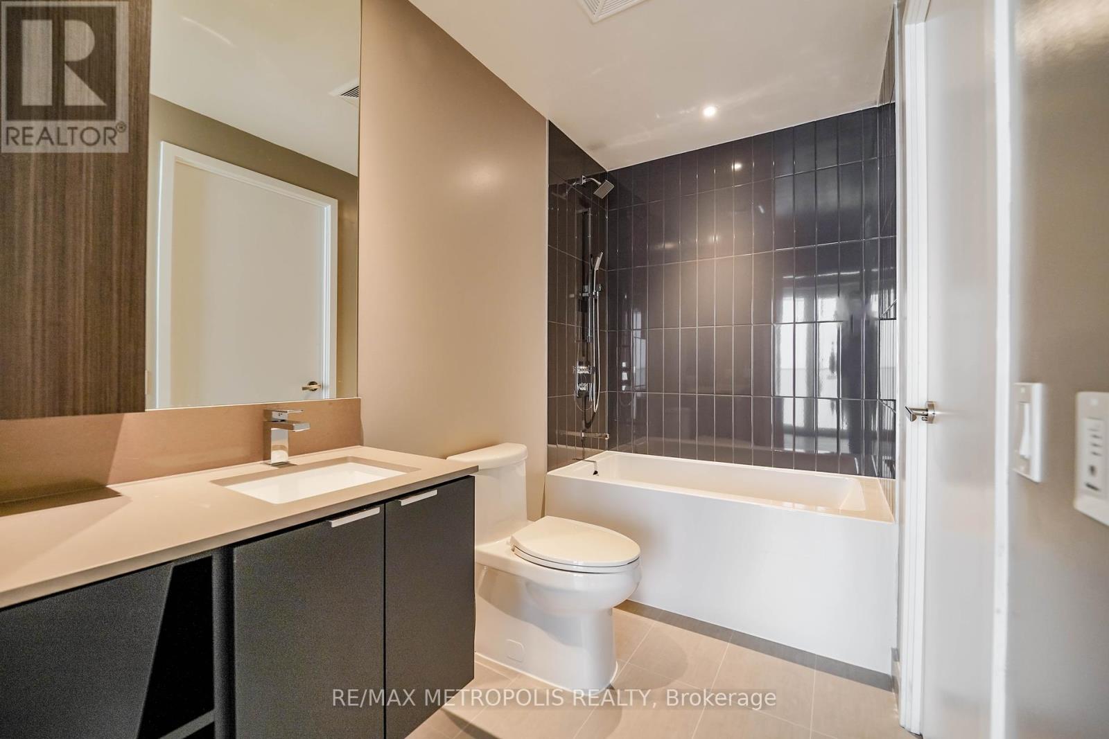 3206 - 3883 Quartz Road, Mississauga, Ontario  L5B 0M4 - Photo 13 - W12458998