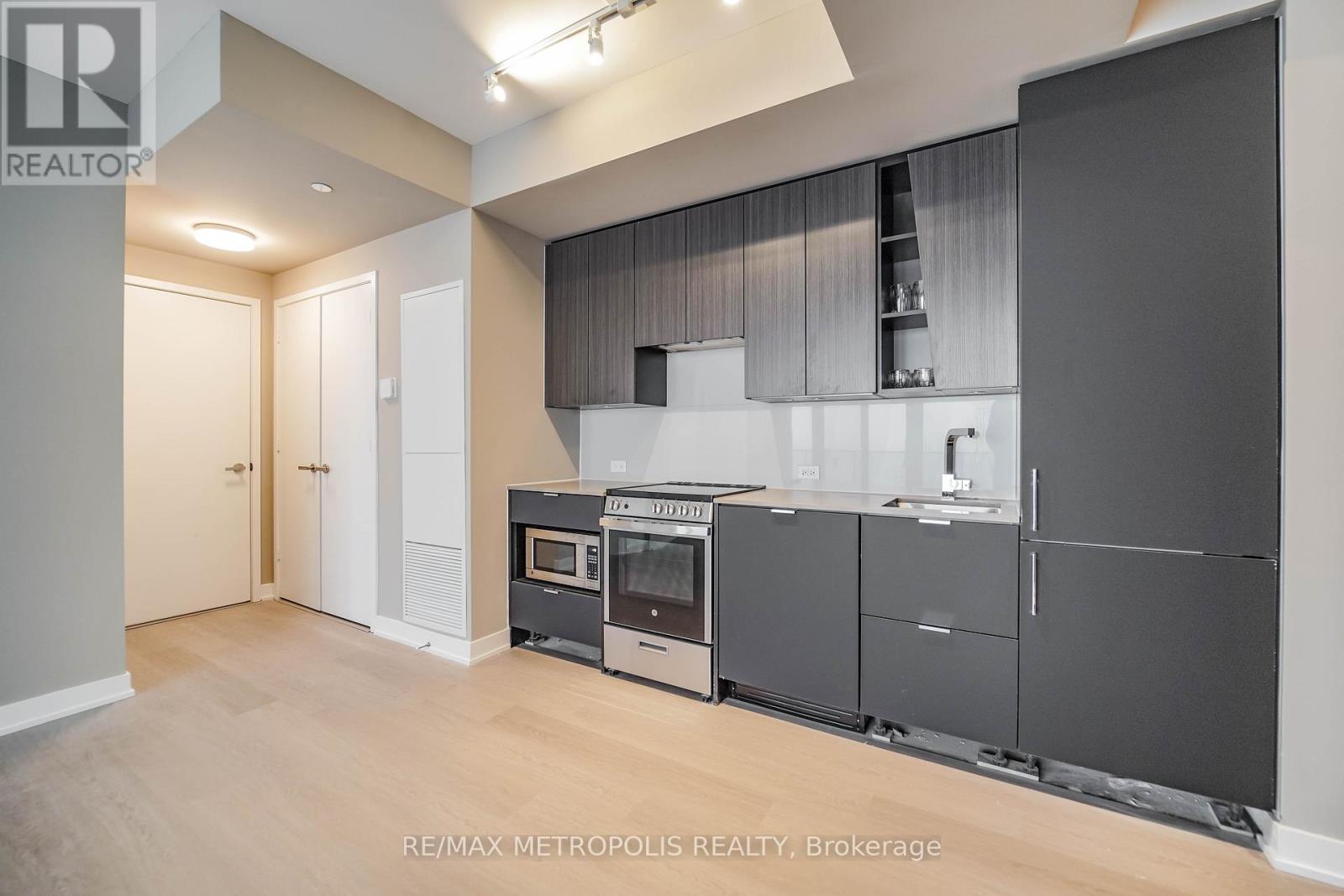 3206 - 3883 Quartz Road, Mississauga, Ontario  L5B 0M4 - Photo 6 - W12458998