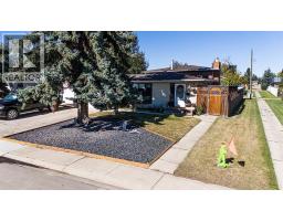 664 49 Avenue W, Claresholm, Ca