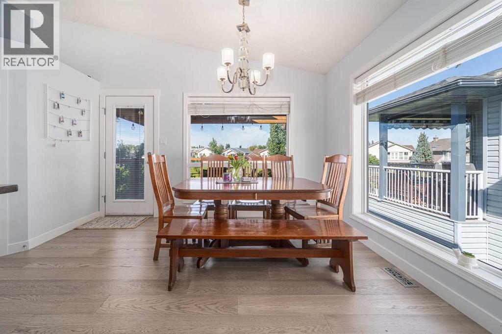 Property at 14 Heritage Circle W image 4