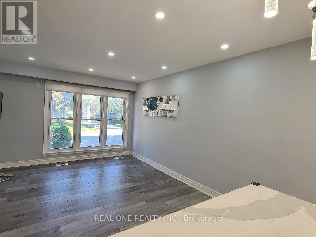 Main - 412 Osiris Drive, Richmond Hill, Ontario  L4C 2P9 - Photo 15 - N12459023