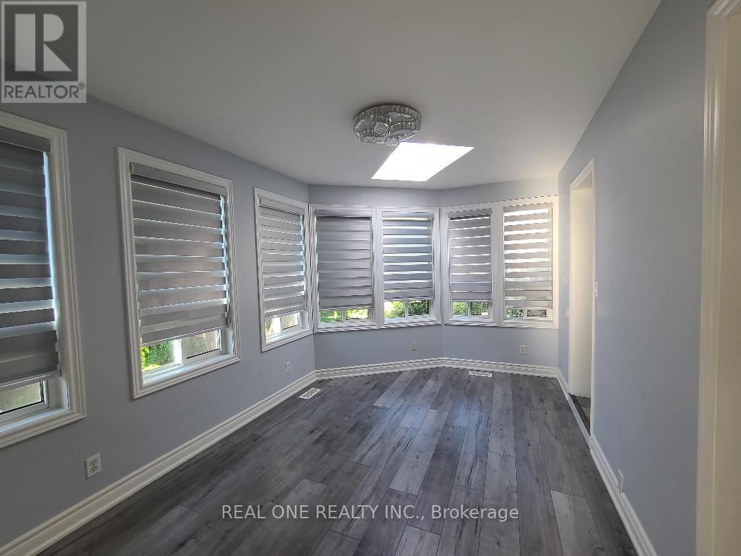 Main - 412 Osiris Drive, Richmond Hill, Ontario  L4C 2P9 - Photo 7 - N12459023