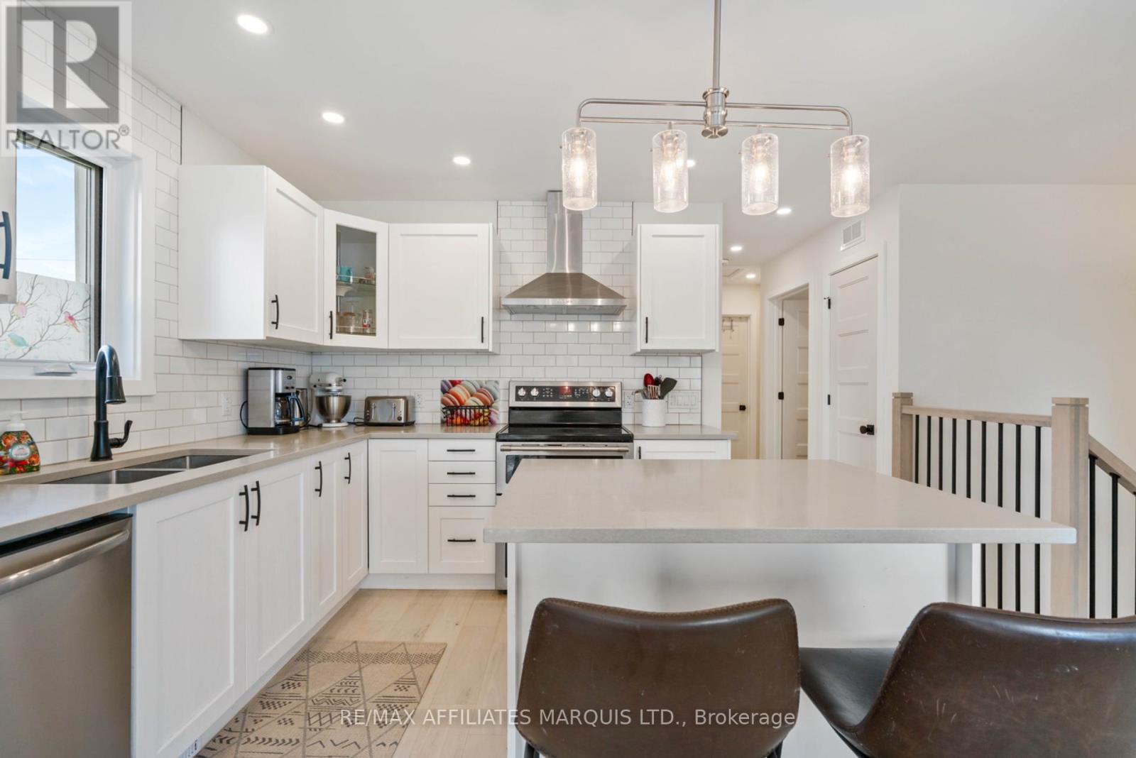 108 Bishop Street S, North Glengarry, Ontario  K0C 1A0 - Photo 6 - X12459024