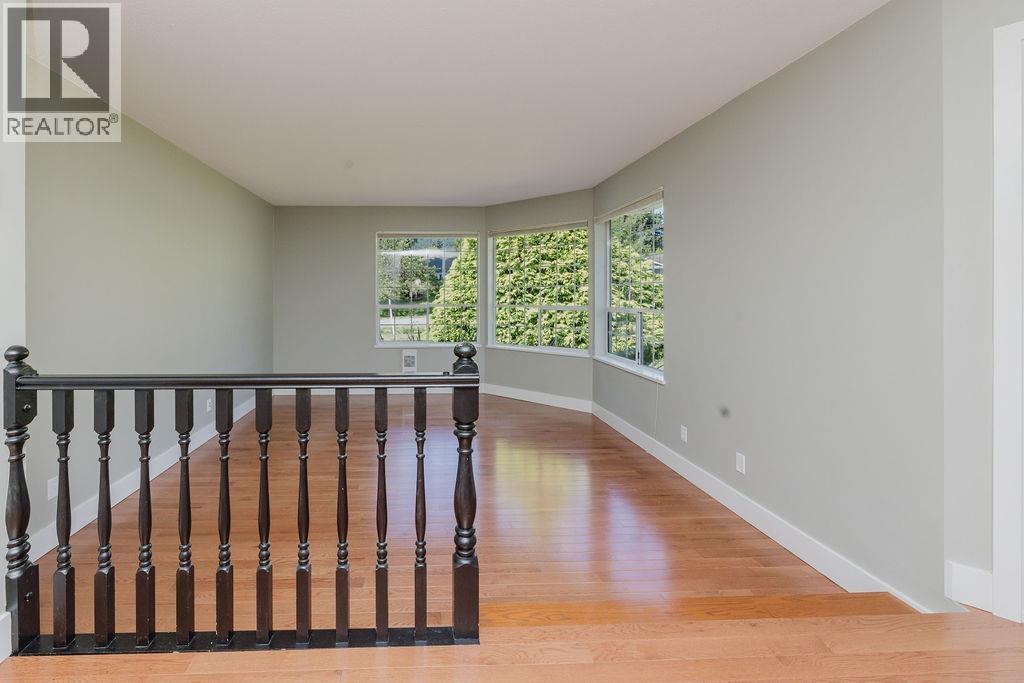 1551 Islandview Drive, Gibsons, British Columbia  V0N 1V5 - Photo 13 - R3040052