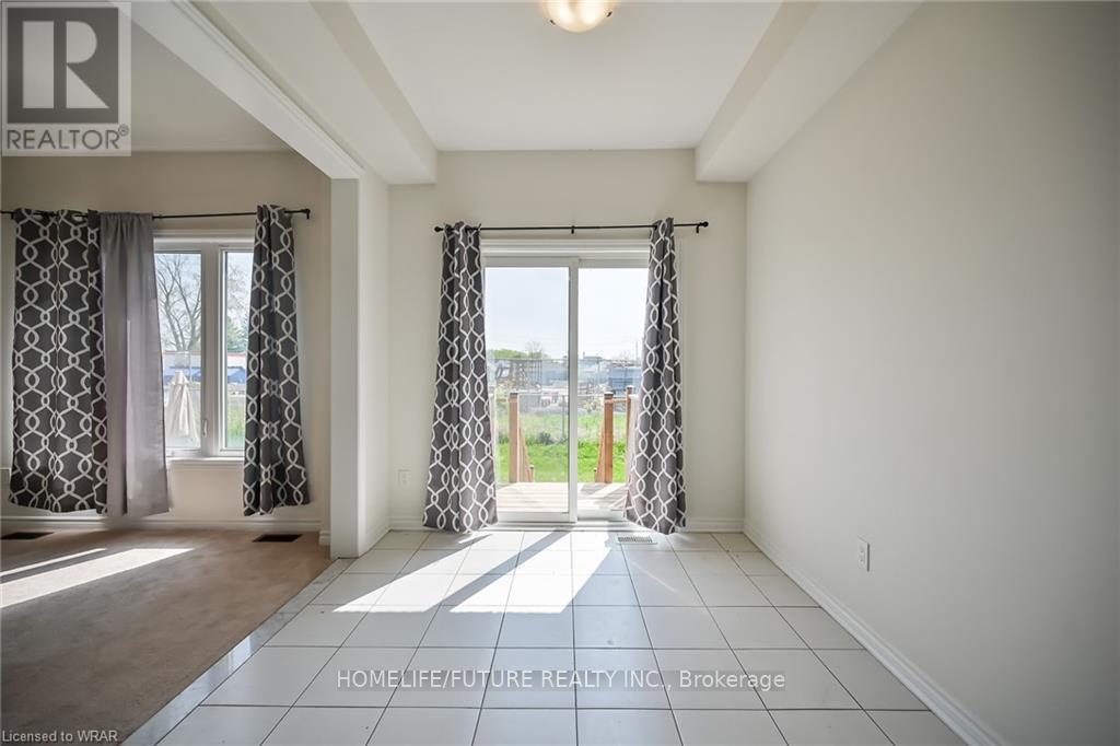68 Palace Street, Thorold, Ontario  L2V 0J6 - Photo 12 - X12459019