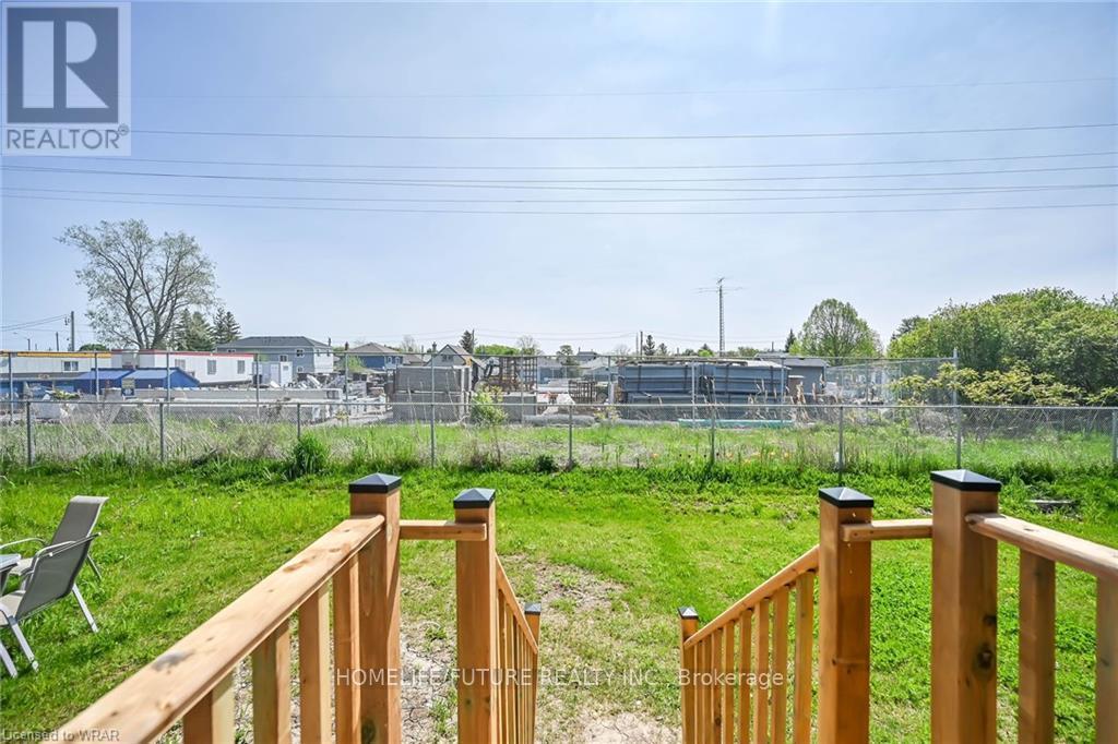 68 Palace Street, Thorold, Ontario  L2V 0J6 - Photo 32 - X12459019