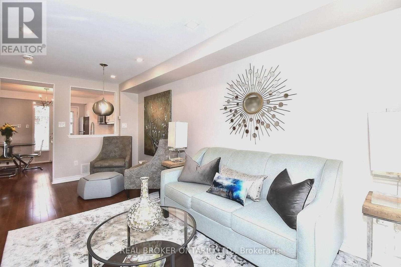 9472 Sheppard Avenue E, Toronto, Ontario  M1B 5Z4 - Photo 2 - E12459030