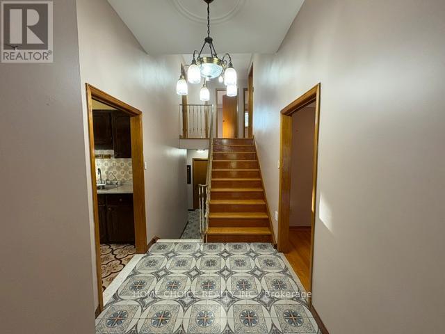 27 Terryhill Crescent E, Toronto, Ontario  M1S 3X2 - Photo 4 - E12459031