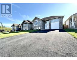 21 BROOKLAND DRIVE, North Bay, Ontario