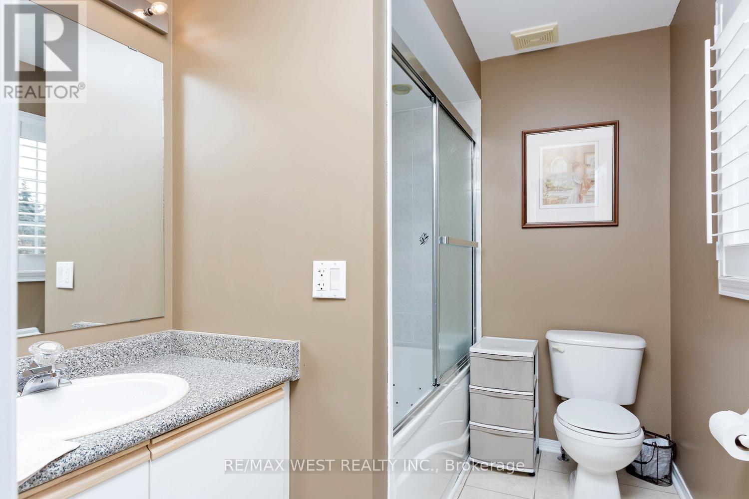 1 - 66 Manley Lane, Milton, Ontario  L9T 5N8 - Photo 12 - W12459025