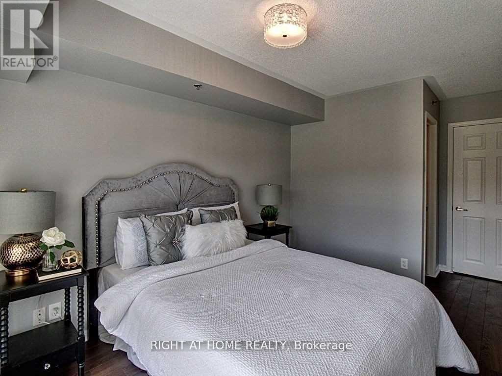 109 - 3070 Rotary Way N, Burlington, Ontario  L7M 0H1 - Photo 15 - W12459028