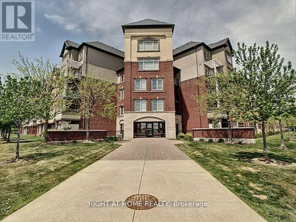 109 - 3070 Rotary Way N, Burlington, Ontario  L7M 0H1 - Photo 3 - W12459028