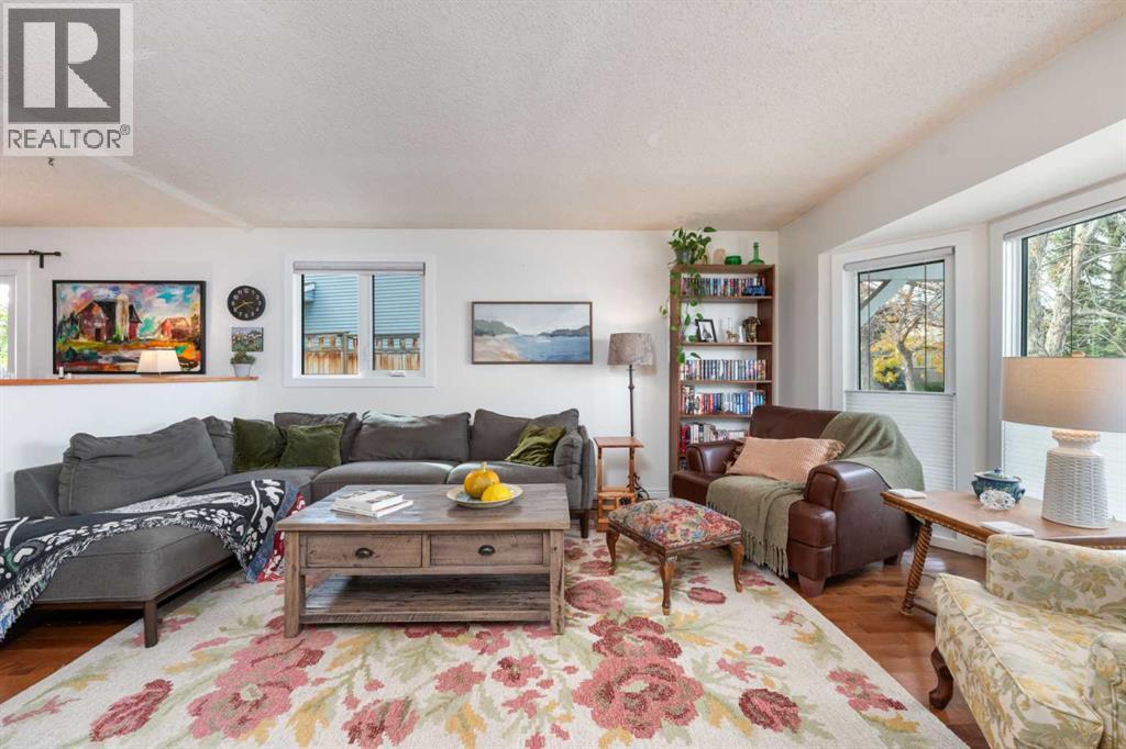 68 Macewan Glen Close Nw, Calgary, Alberta  T3K 2C3 - Photo 7 - A2263433
