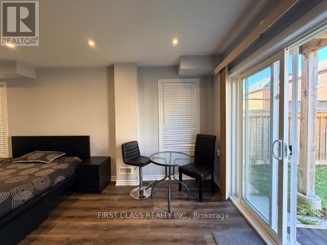 Back - 1542 Bruny Avenue, Pickering, Ontario  L1X 0C5 - Photo 5 - E11916824