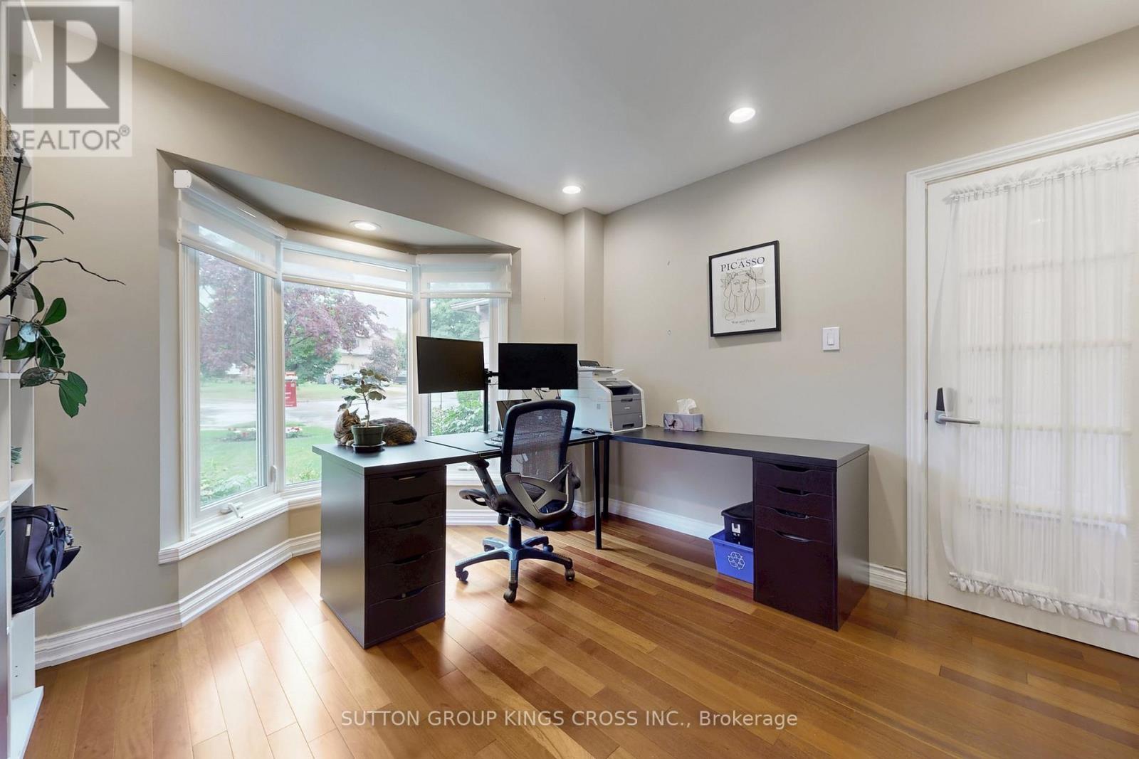 2730 Hammond Road, Mississauga, Ontario  L5K 2M3 - Photo 14 - W12403785