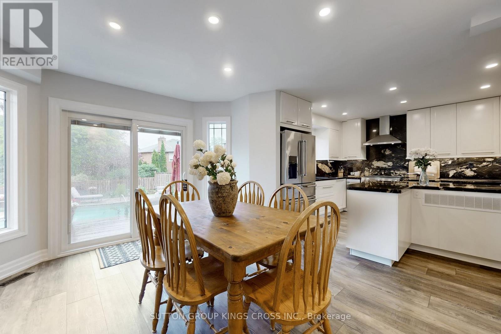 2730 Hammond Road, Mississauga, Ontario  L5K 2M3 - Photo 10 - W12403785