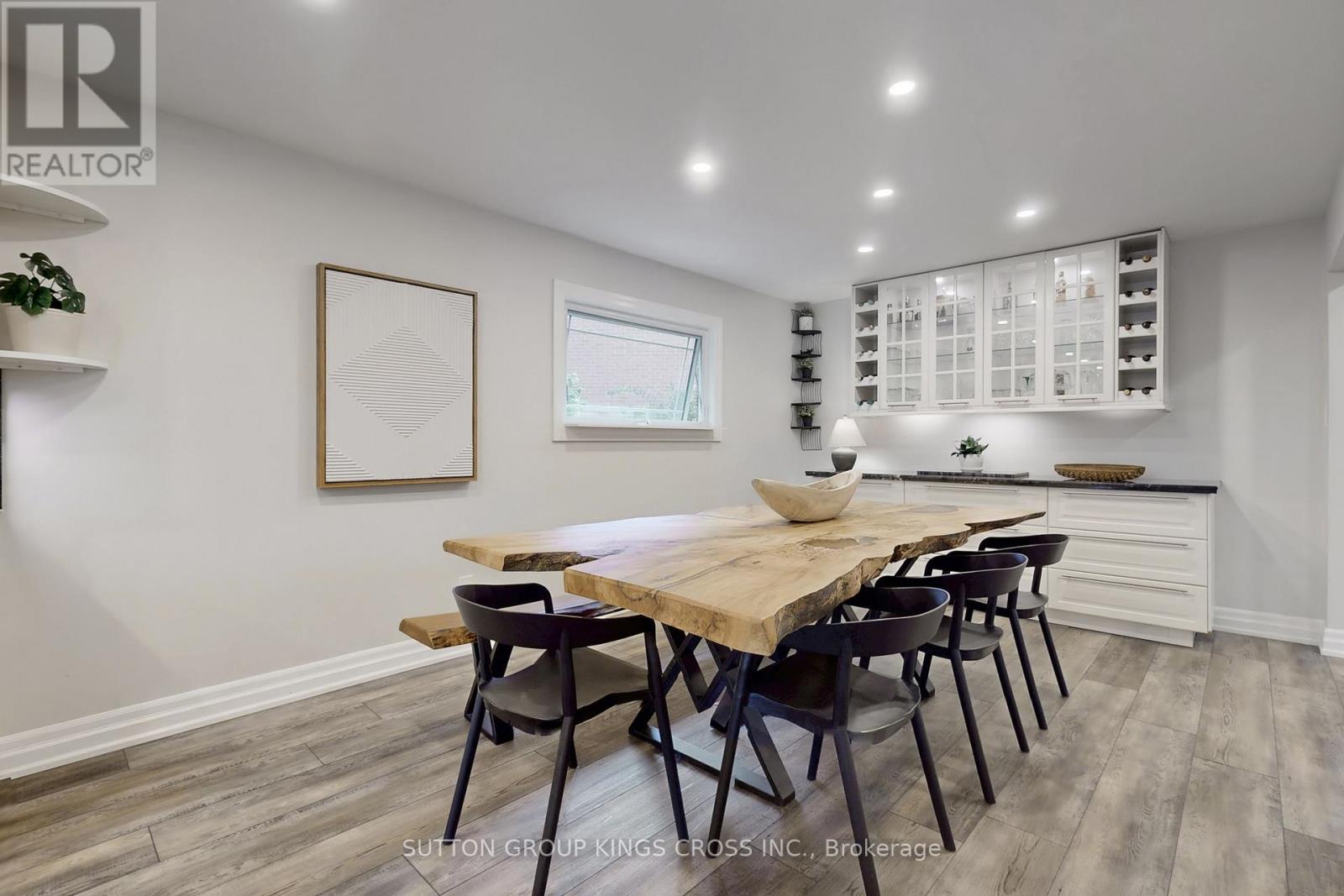 2730 Hammond Road, Mississauga, Ontario  L5K 2M3 - Photo 8 - W12403785